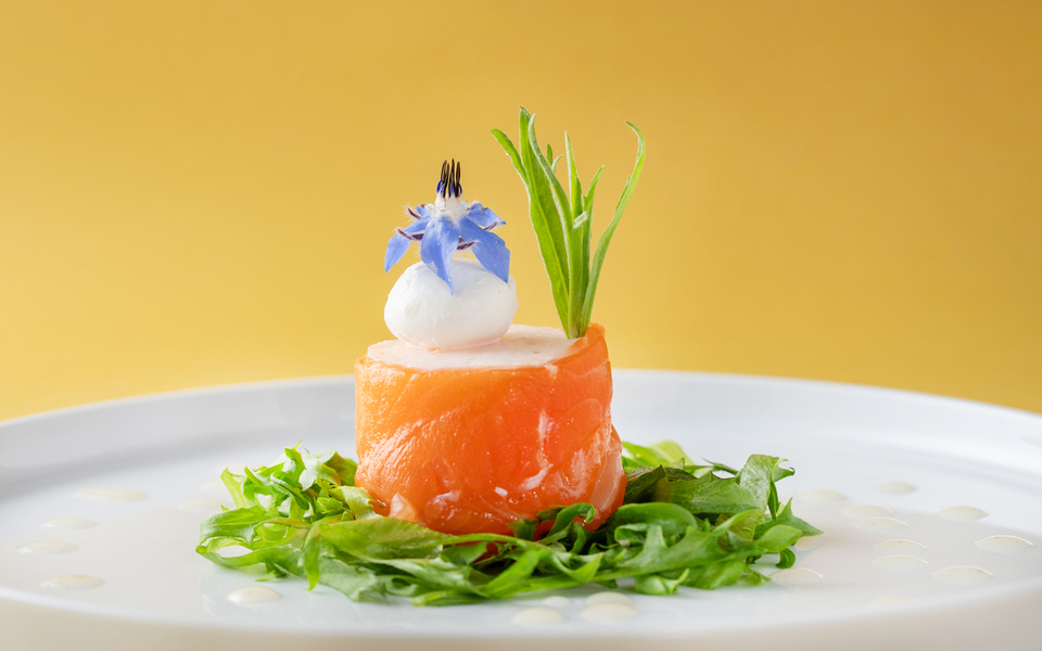 Hotel Monterey Fukuoka restaurant San Michele — Italian restaurant interior with elegant table setting