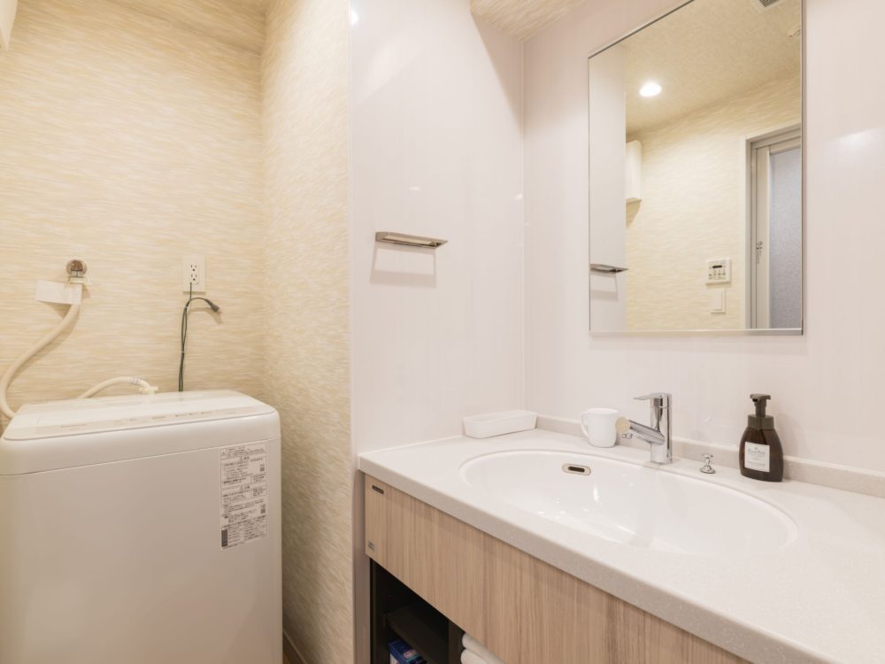 Hotel Wa Hakata residential-style bathroom