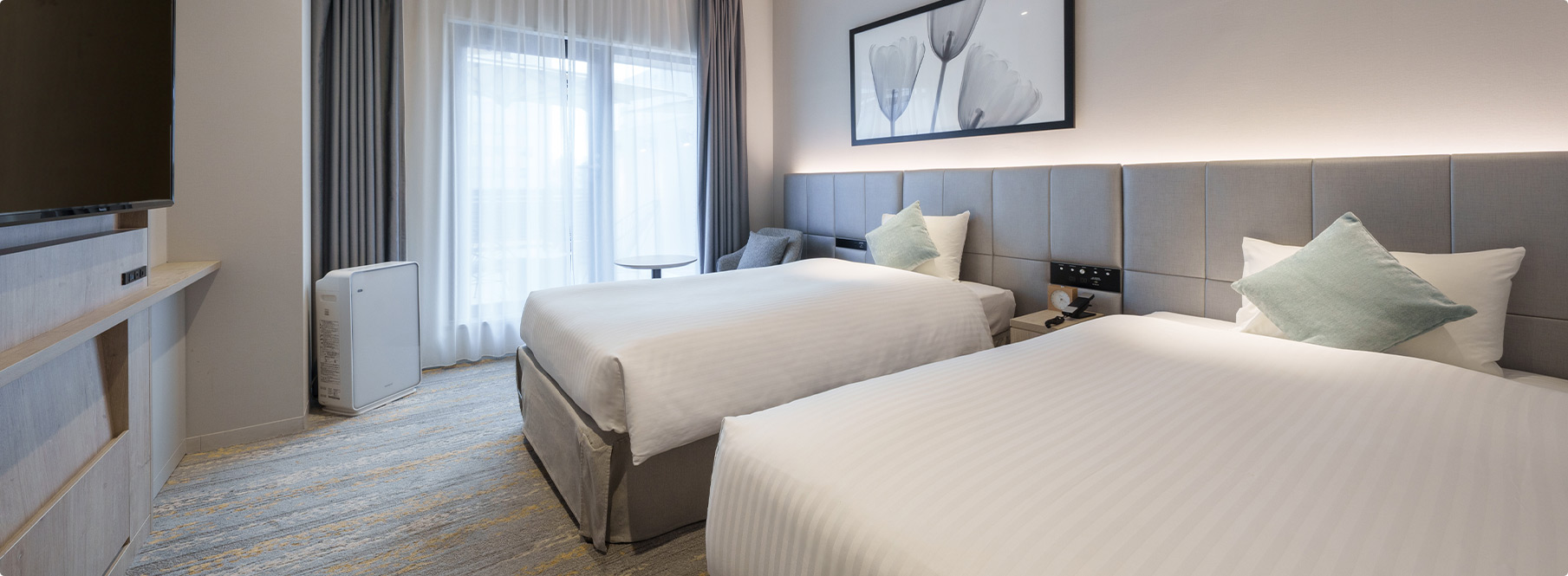Superior twin room at Oriental Hotel Fukuoka Hakata Station with city view, approximately 25 sqm